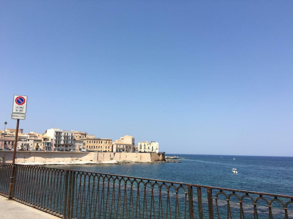 סירקוזה Maniace 57, Ortigia Historic Center, 200 Mt From The Beach מראה חיצוני תמונה